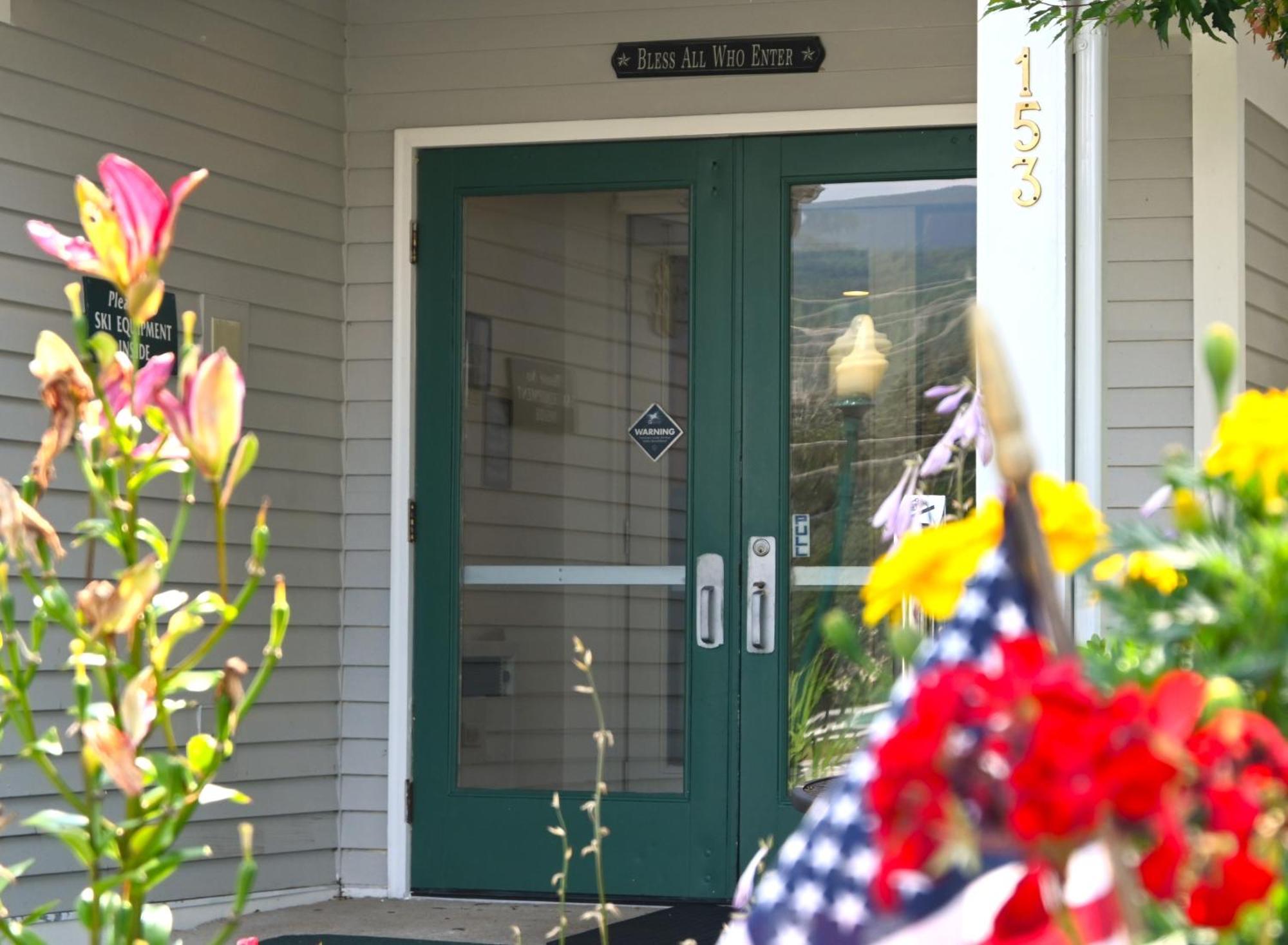 The Lodge At Jackson Village Exterior foto